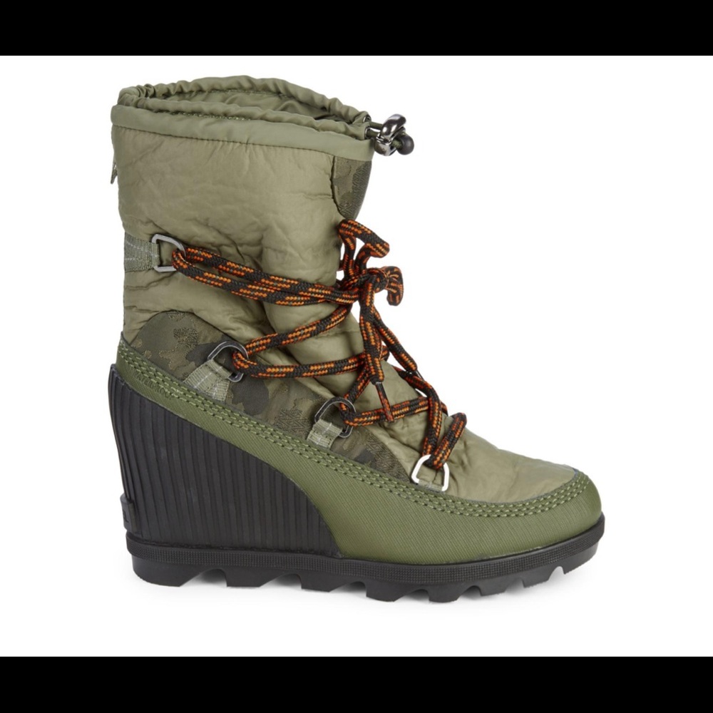 Sorel 8.5 Green Boot.  Brand new